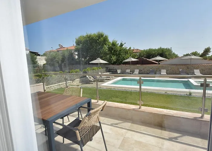 Cocoon Elegant Living