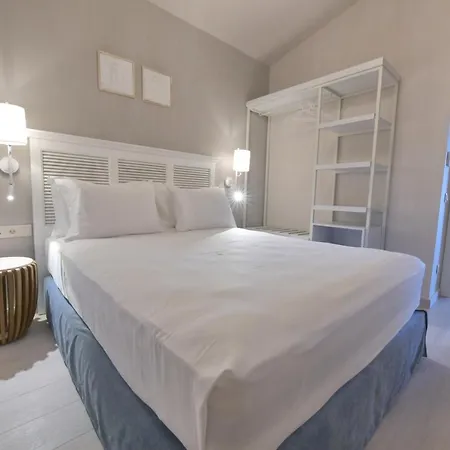 Cocoon Elegant Living *